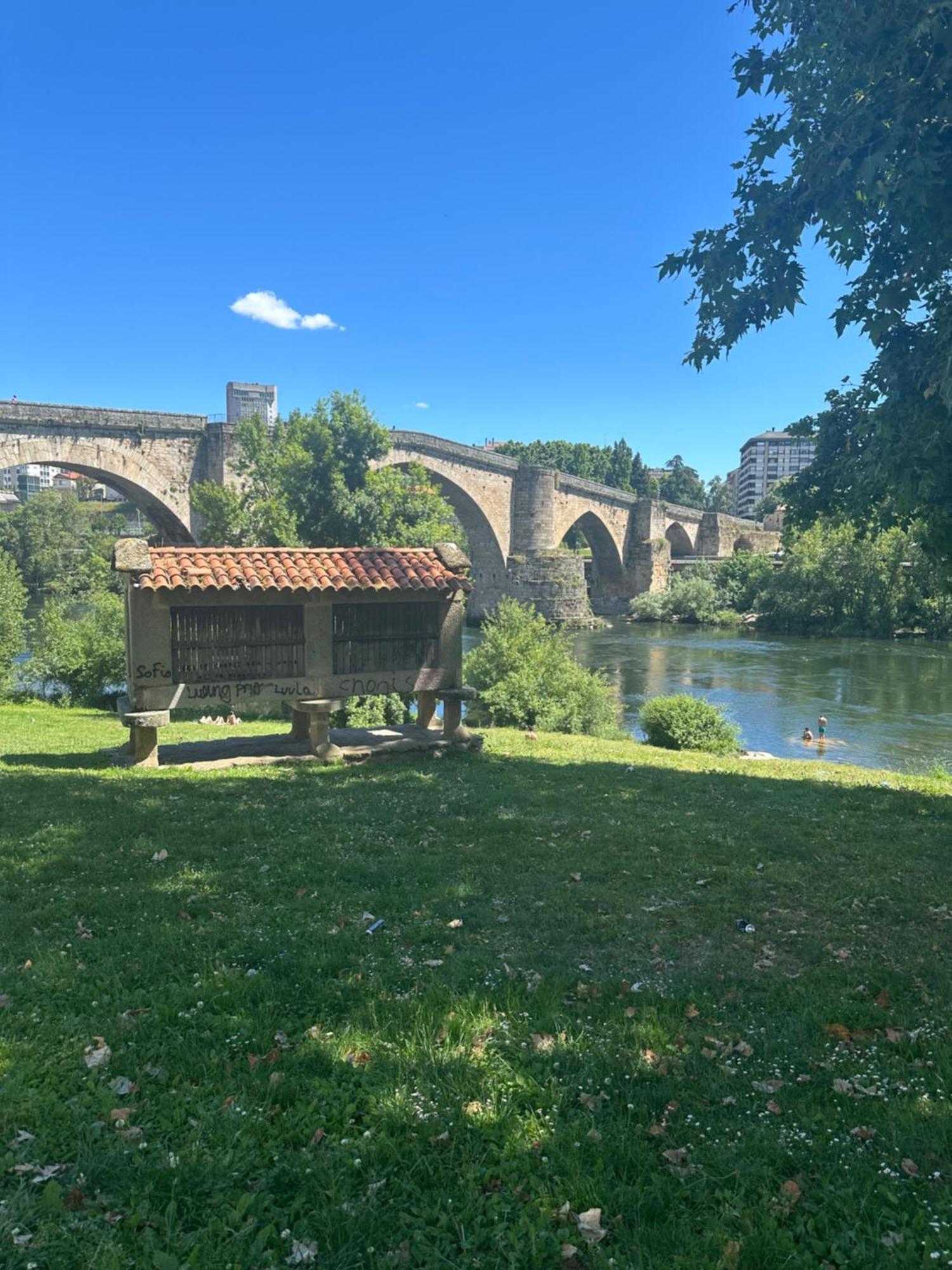 Apartamento Puente Romano Ourense Zewnętrze zdjęcie